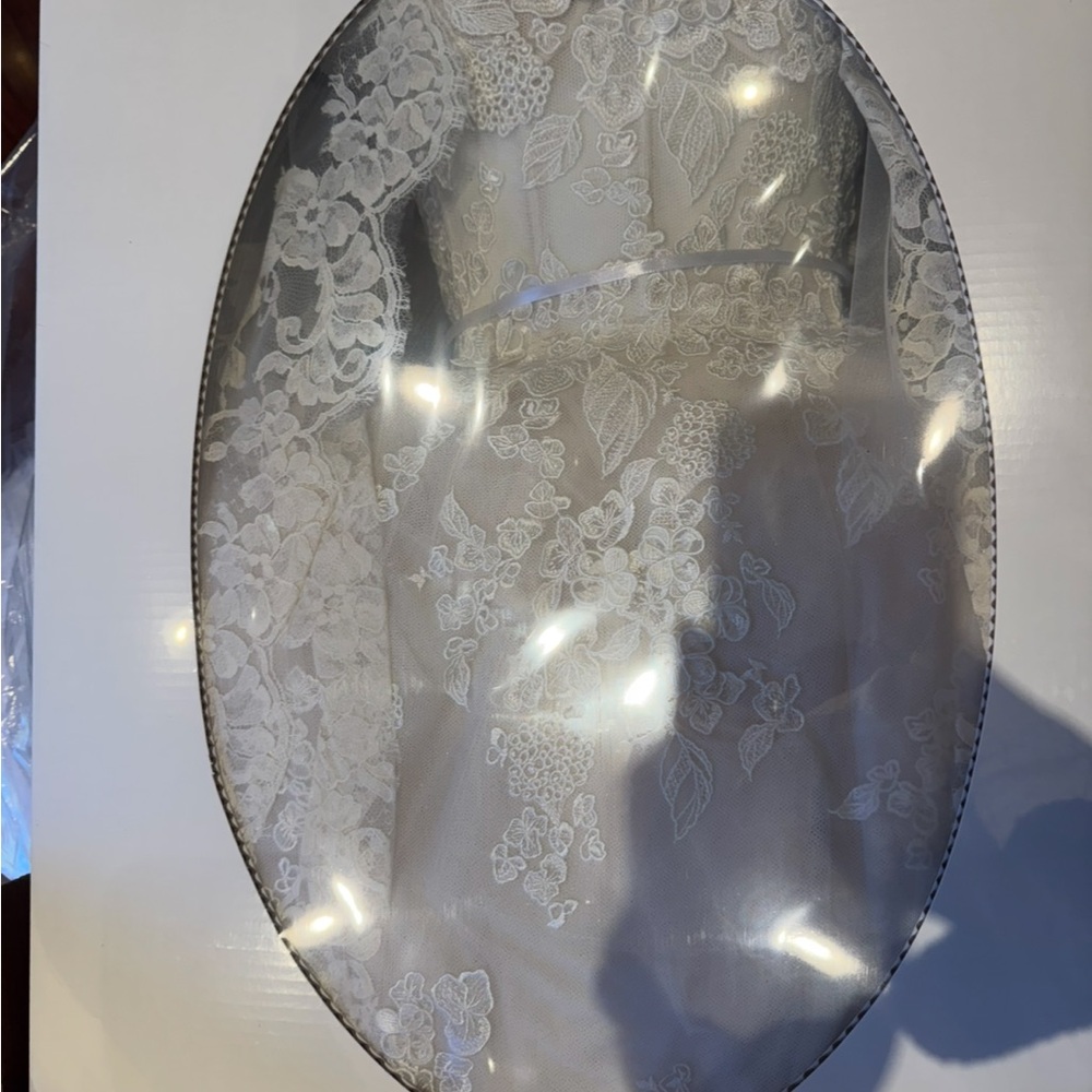 Monique Lhuillier Custom Gianna Wedding Dress-Worn Once, Professionally Cleaned - Picture 15 of 16